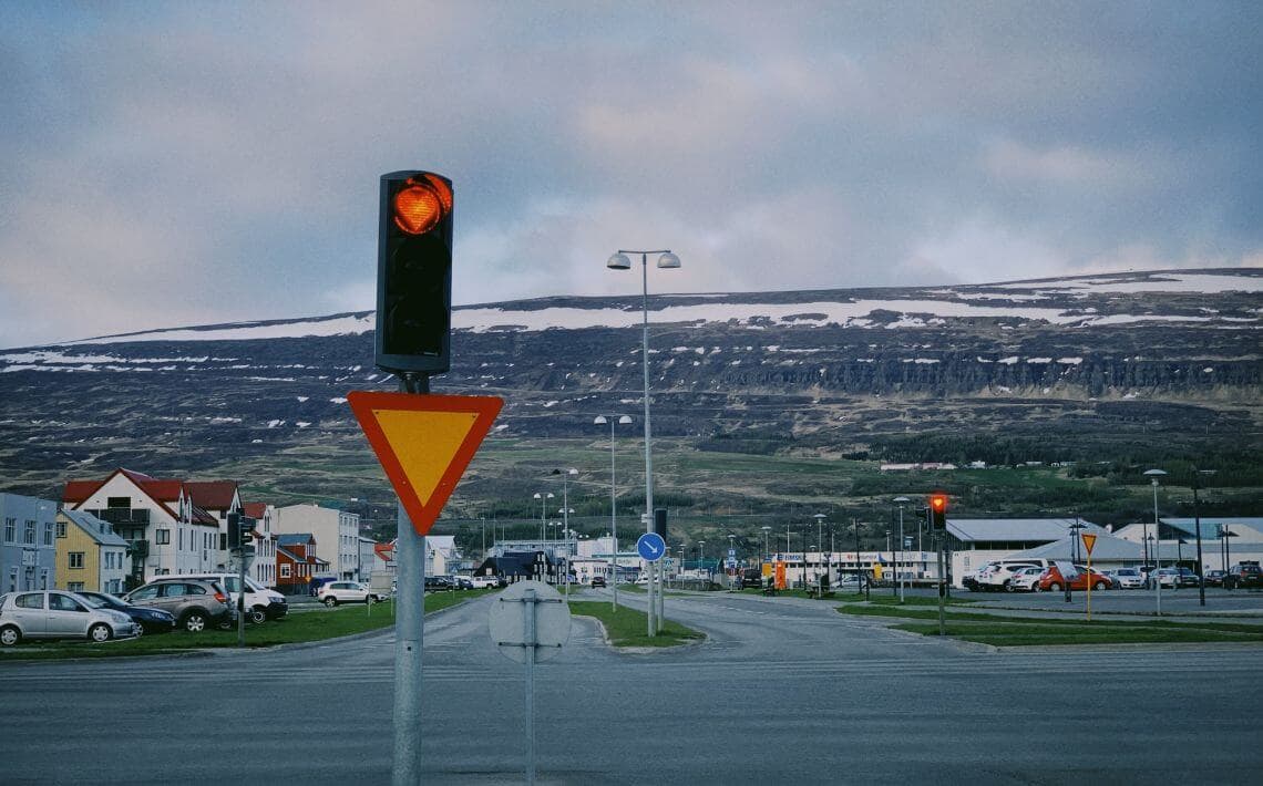 Akureyri Airport to City