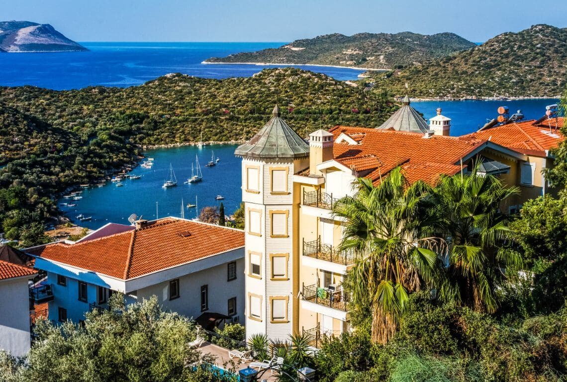 How to get from Antalya Airport to Alanya?