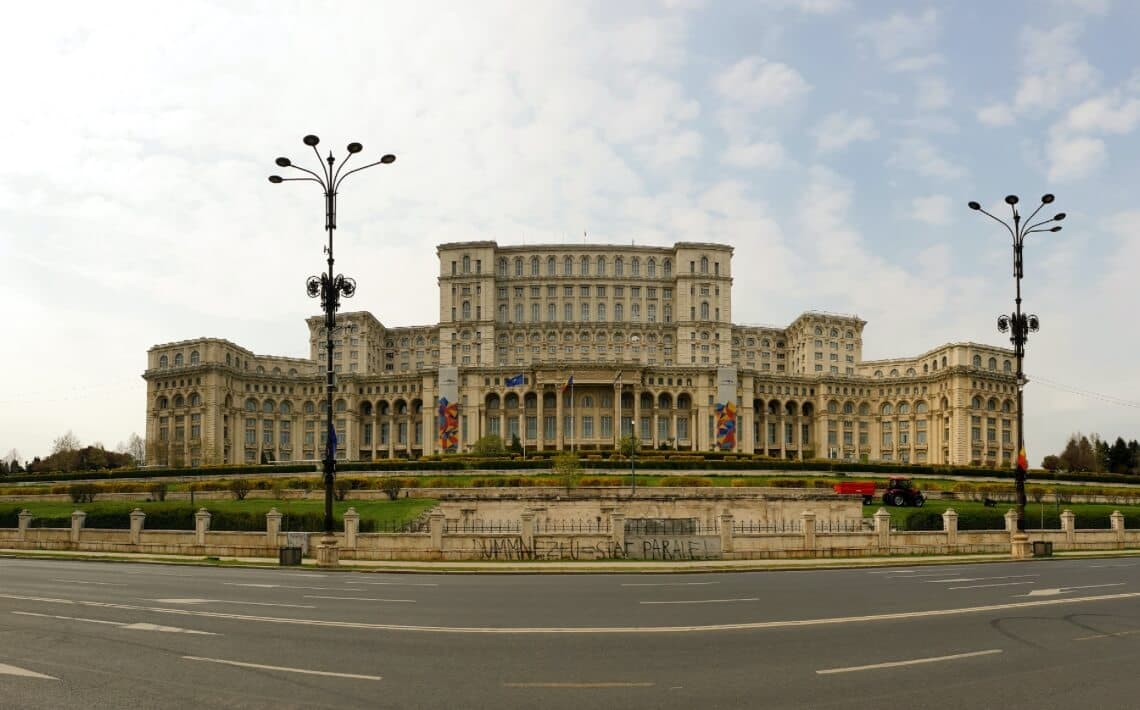 Bucharest Airport to Old Town