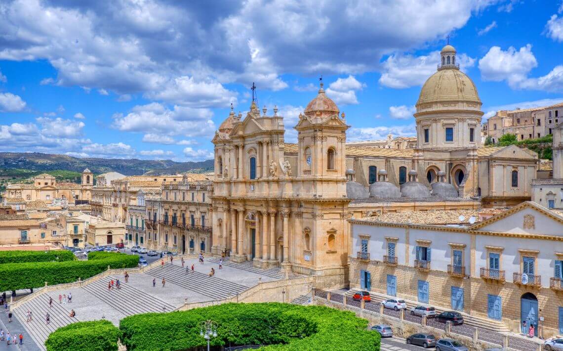 Catania Airport to Noto