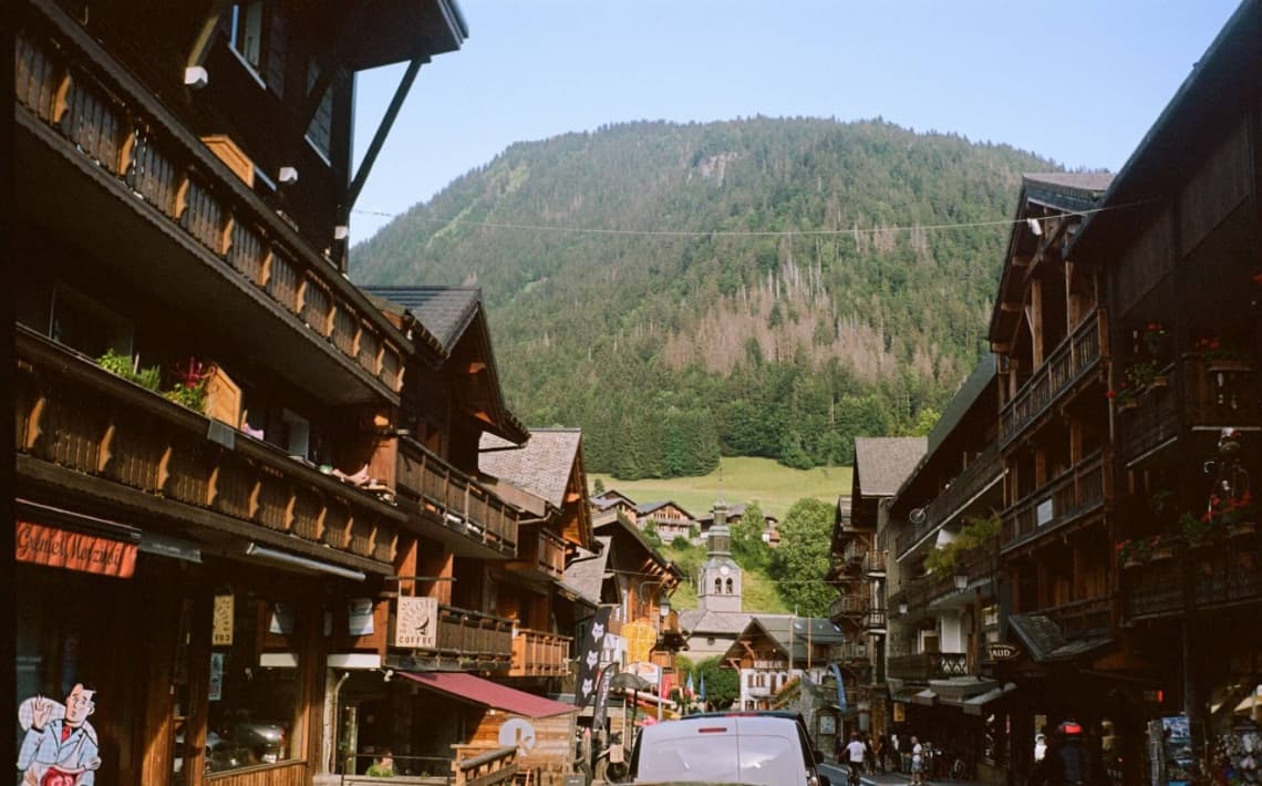 Chambery Airport to Morzine