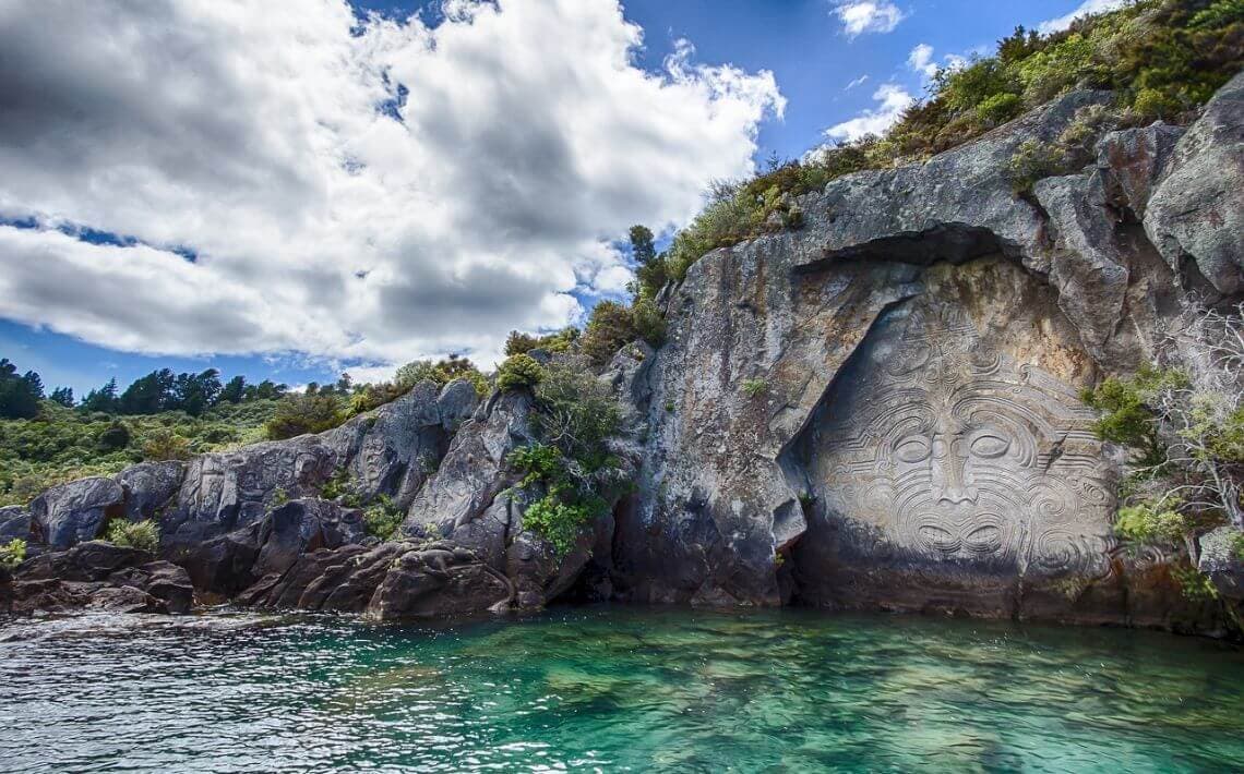 Christchurch Airport to Hinds