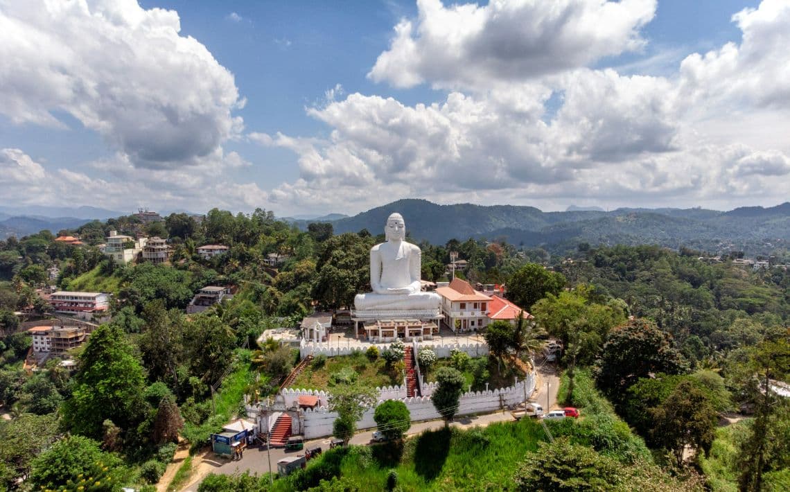 Colombo Airport to Kandy