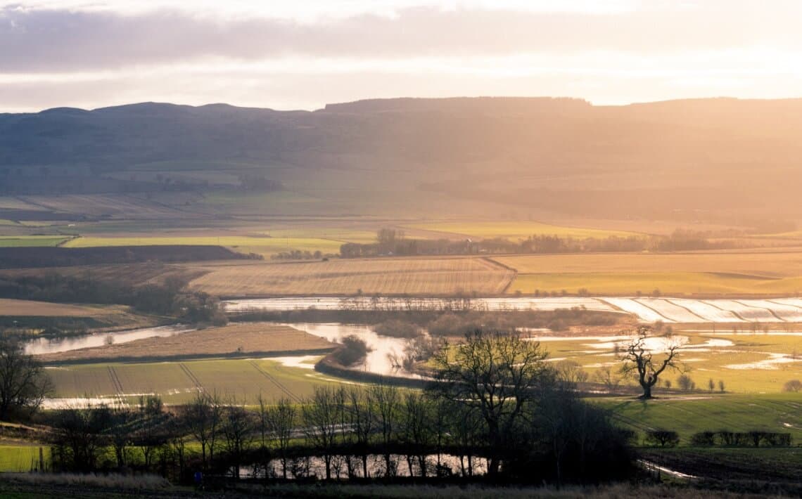 Dundee Airport to Perth
