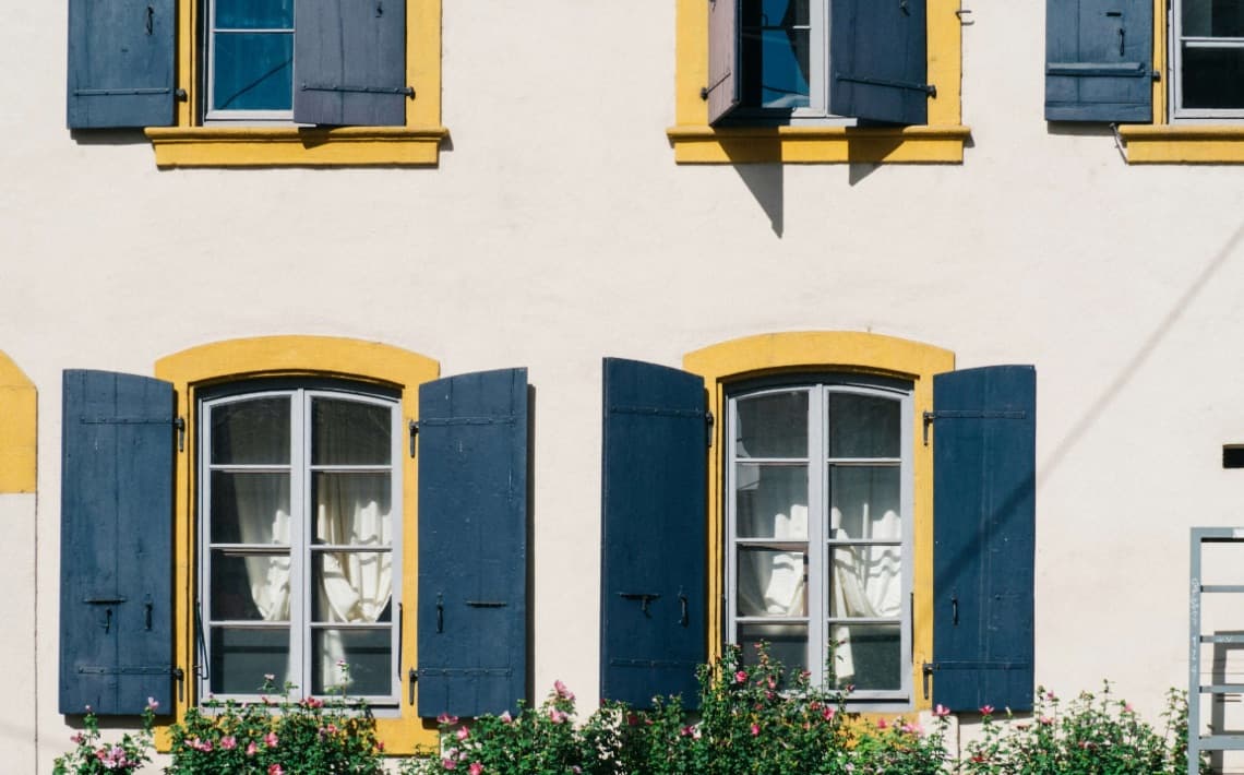 Geneva Airport to Neuchatel