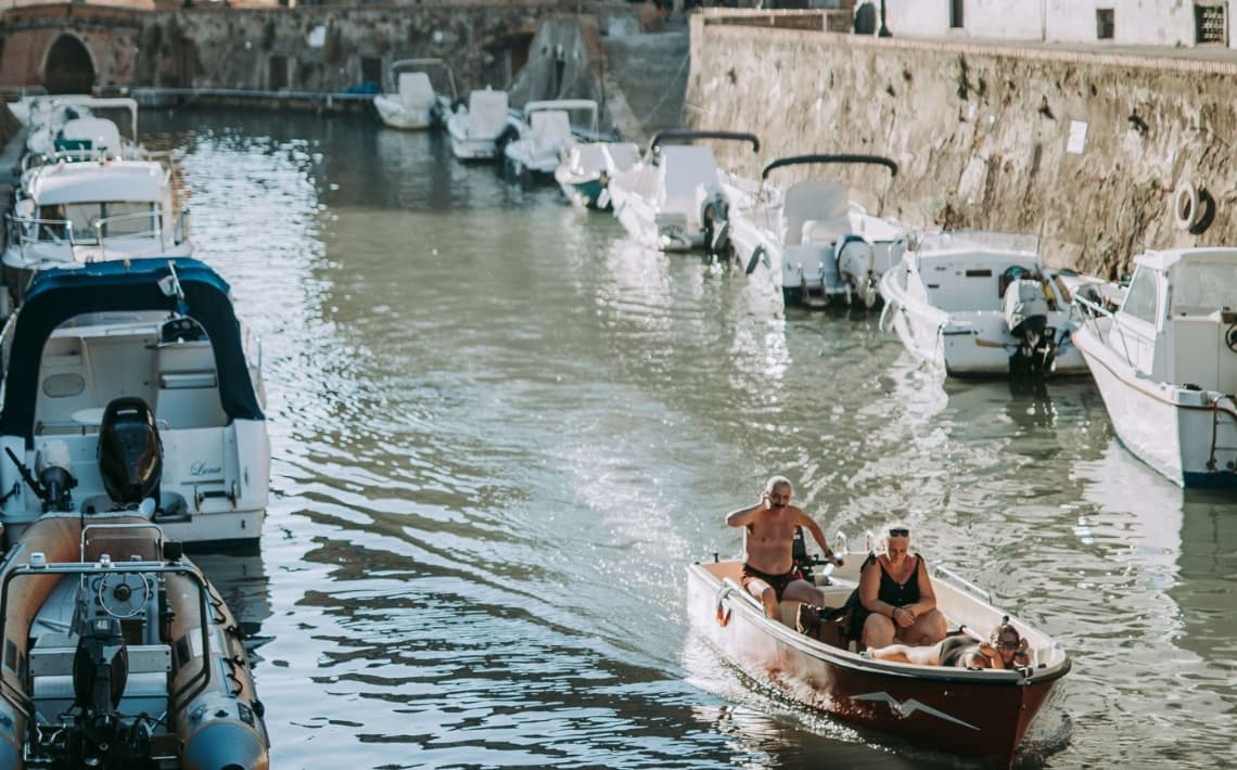 Genoa Airport to Livorno