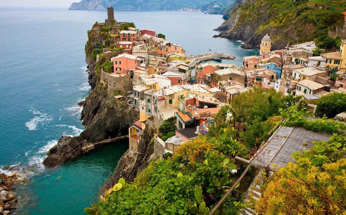 Genoa Airport to Vernazza