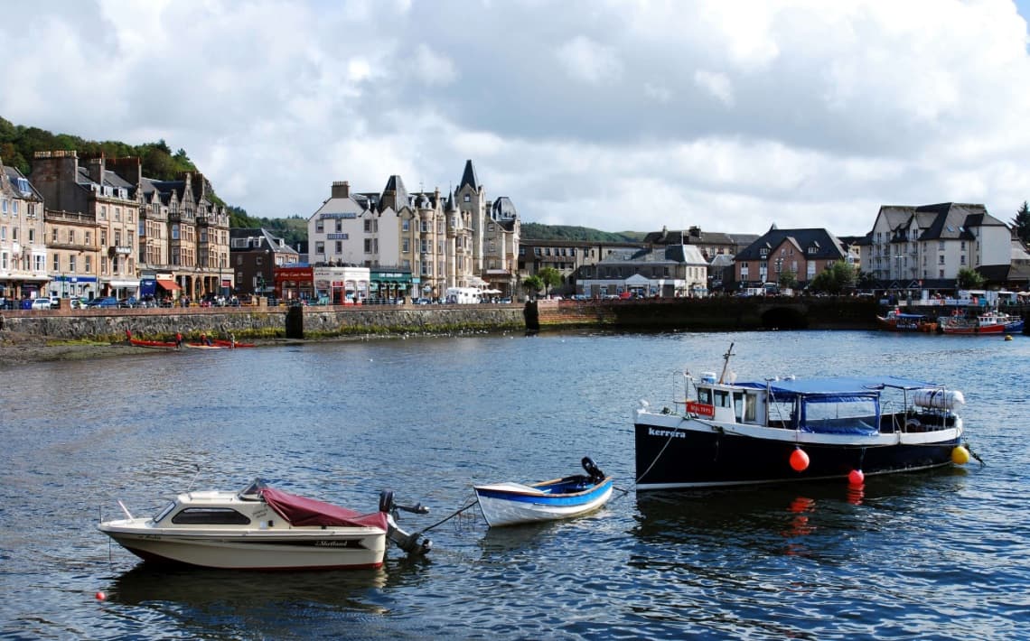 Glasgow Airport to Oban