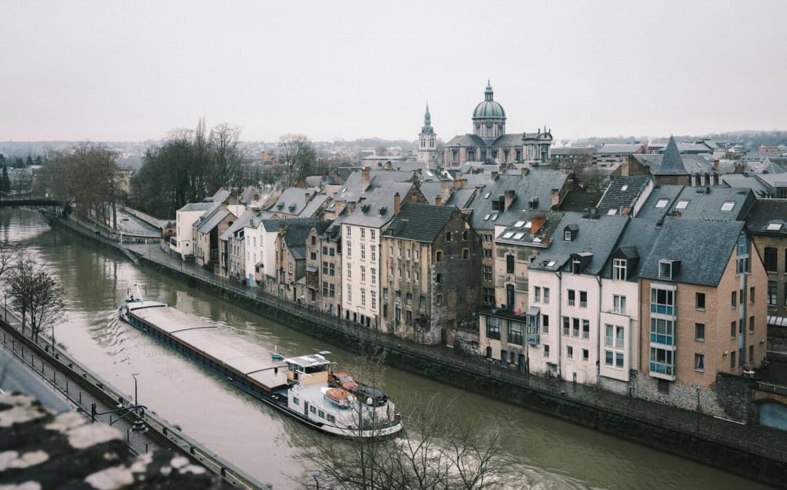 Liege Airport to Namur