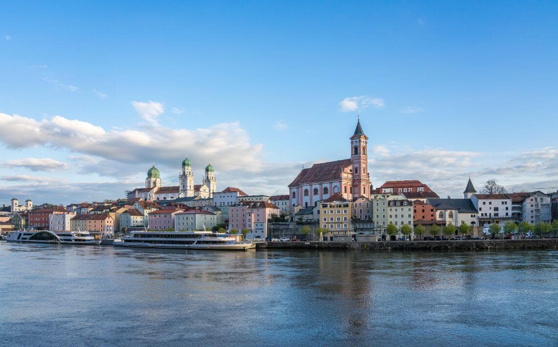 Linz Airport to Passau