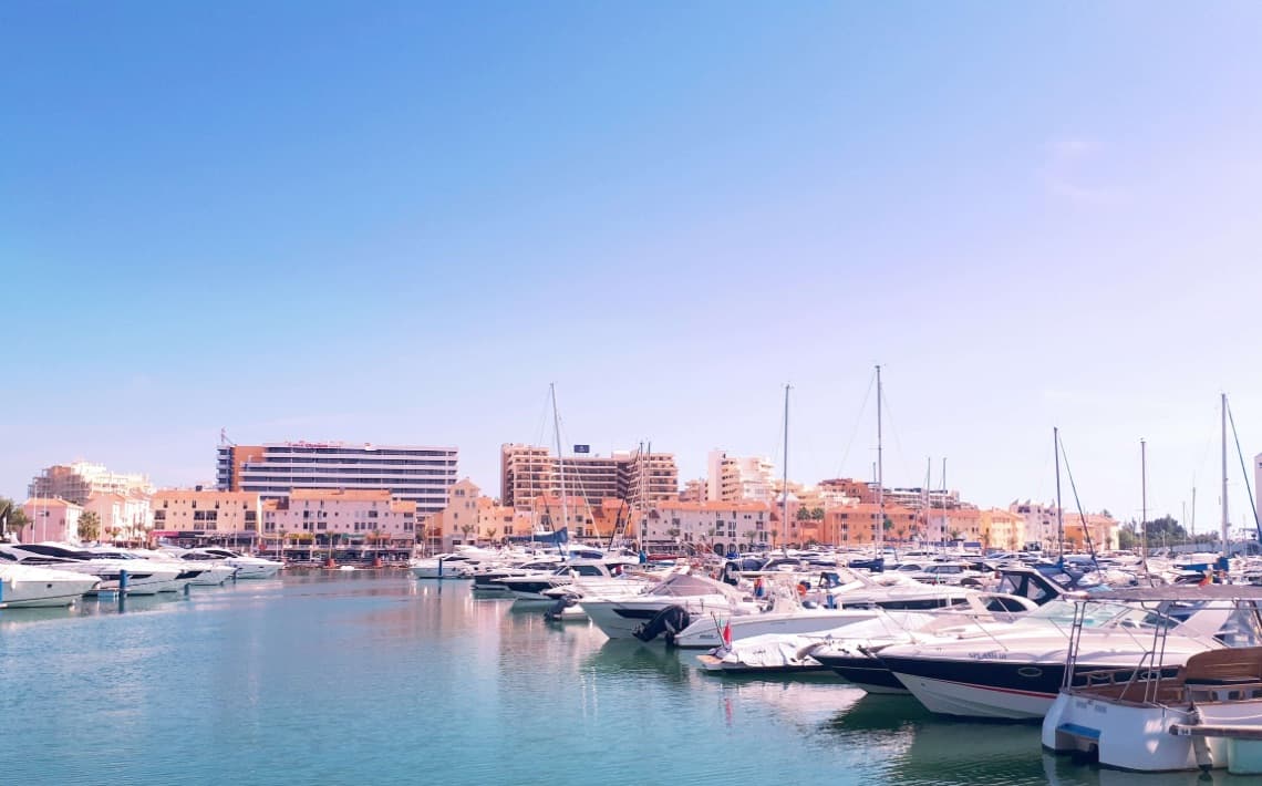 Lisbon Airport to Quarteira