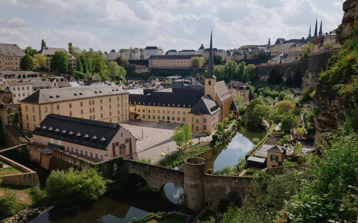 Luxembourg Airport to Arlon