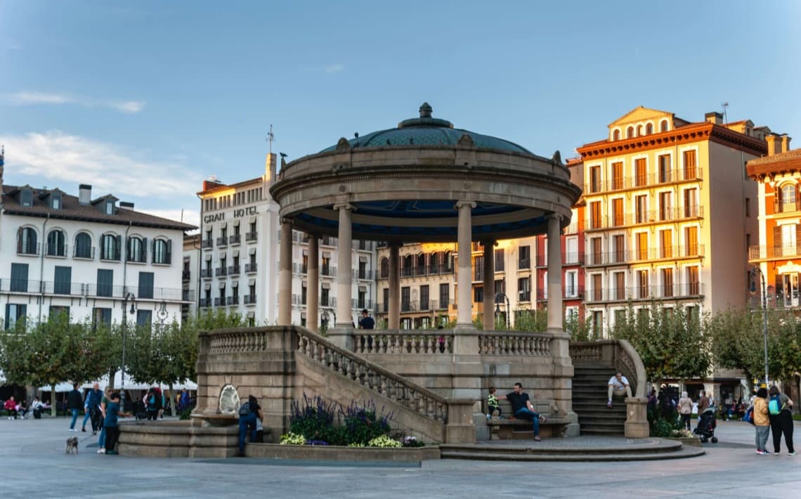 Madrid Airport to Pamplona