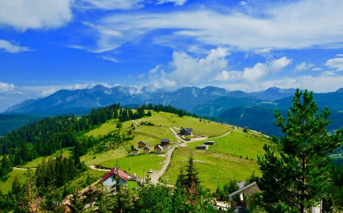 Pristina Airport to Peja