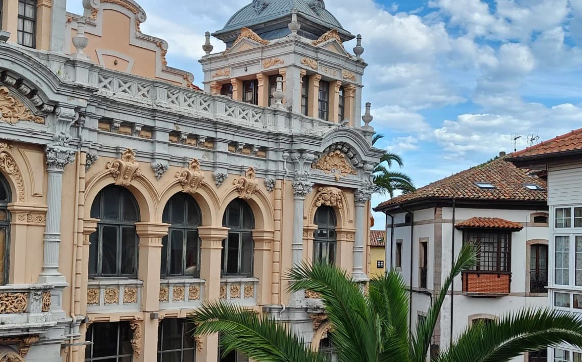 Santander Airport to Llanes