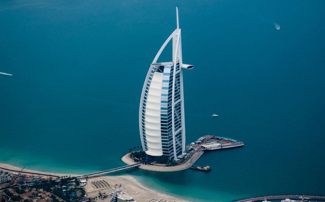 Sharjah Airport to Dubai