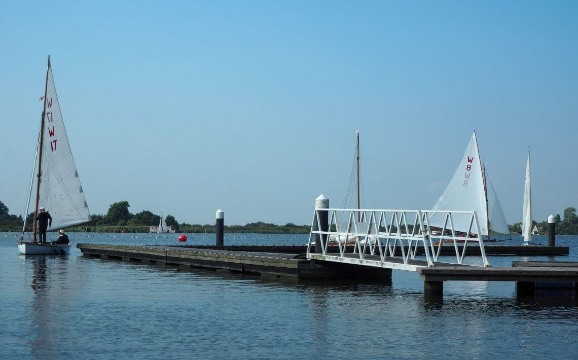 Stansted Airport to Lowestoft