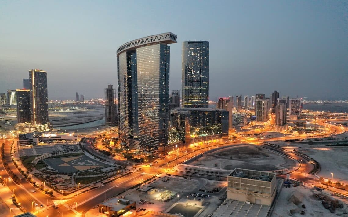 Abu Dhabi Airport to City Centre