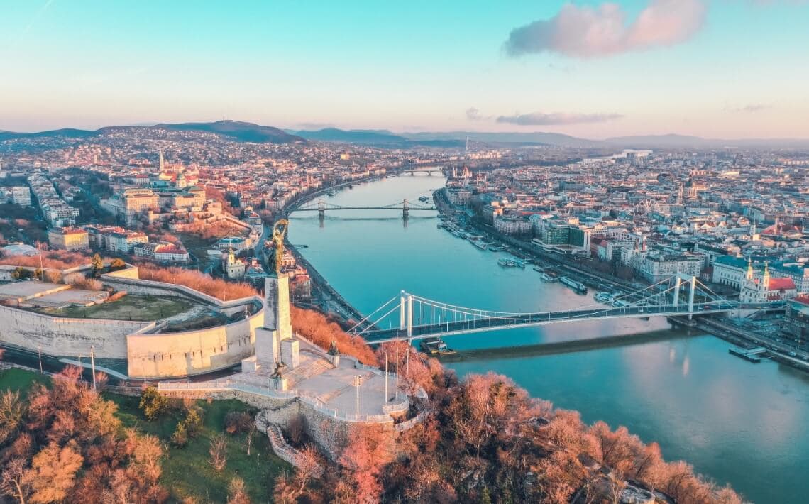 Aéroport de Budapest au port de croisière