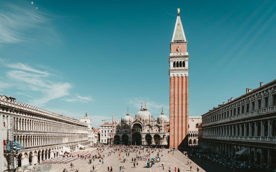 De l'aéroport de Venise Marco Polo (VCE) à Padoue