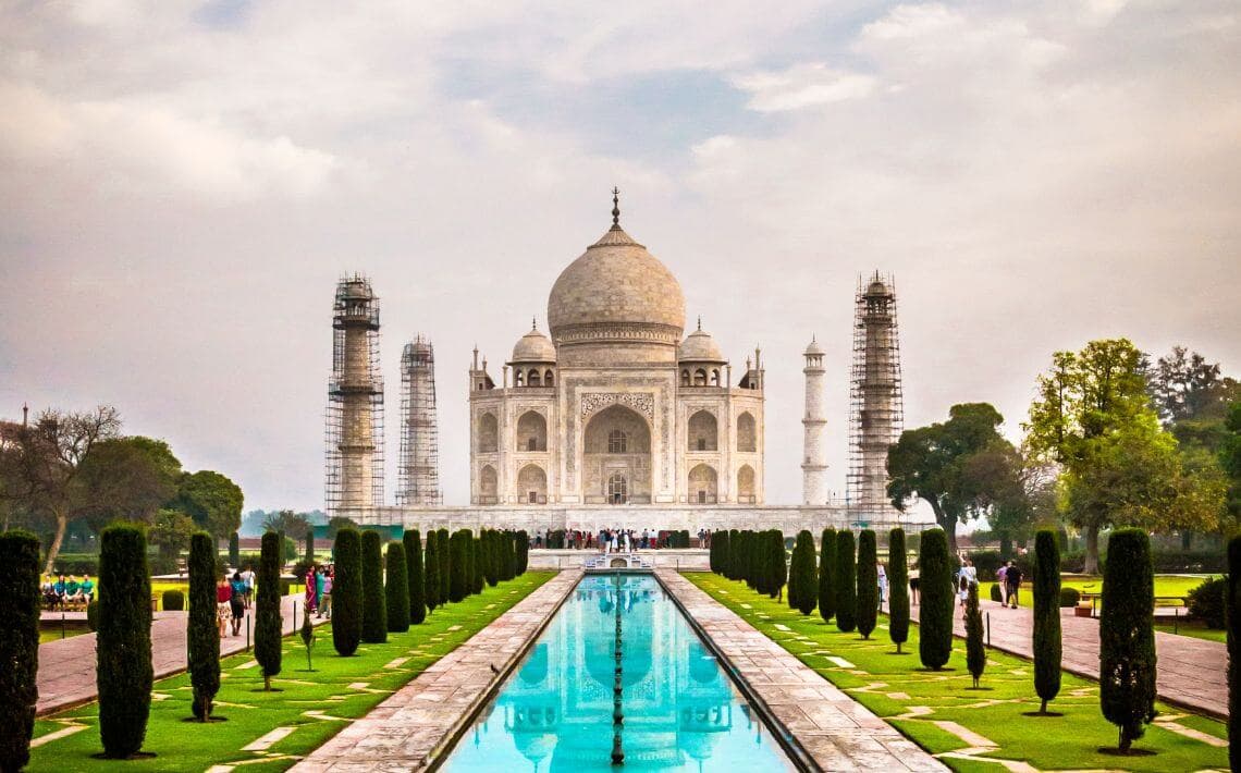 Agra Airport to Taj Mahal