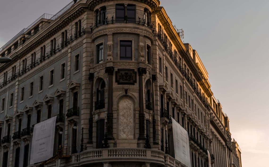 Alicante Airport to Sucina