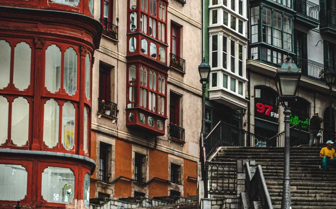 How to Get from Bilbao Airport to City Centre?