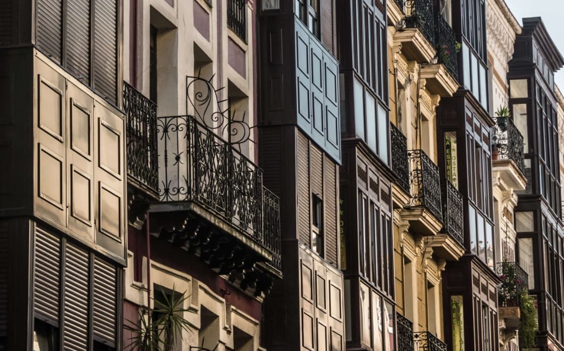 Bilbao Airport to Deba