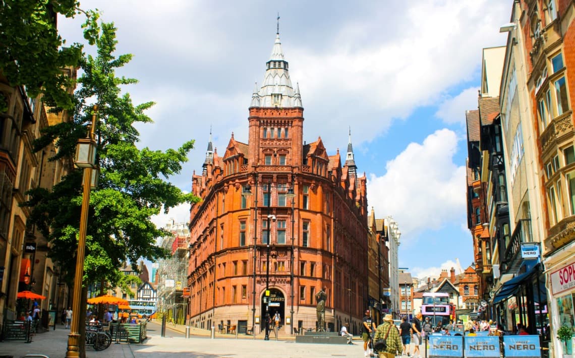 Birmingham Airport to Nottingham