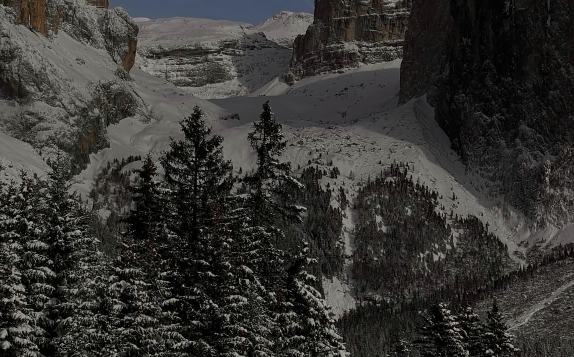 Bolzano Airport to Canazei