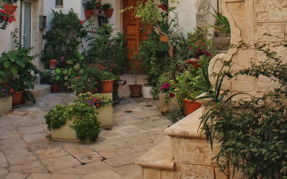 Brindisi Airport to Locorotondo