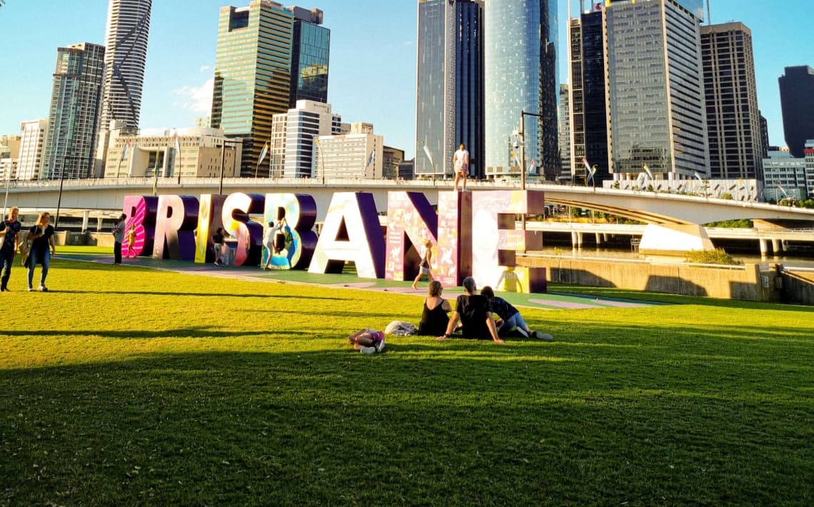 Brisbane Airport to Eight Mile Plains