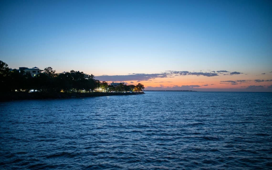 Brisbane Airport to Helensvale