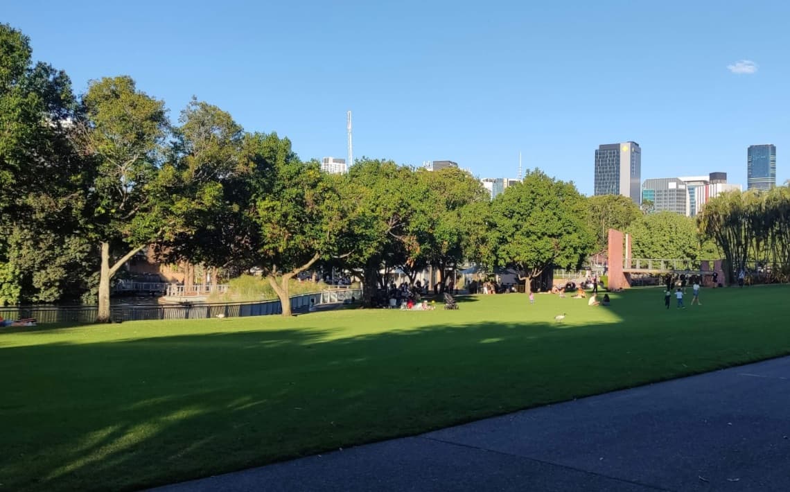 Brisbane Airport to Roma Street