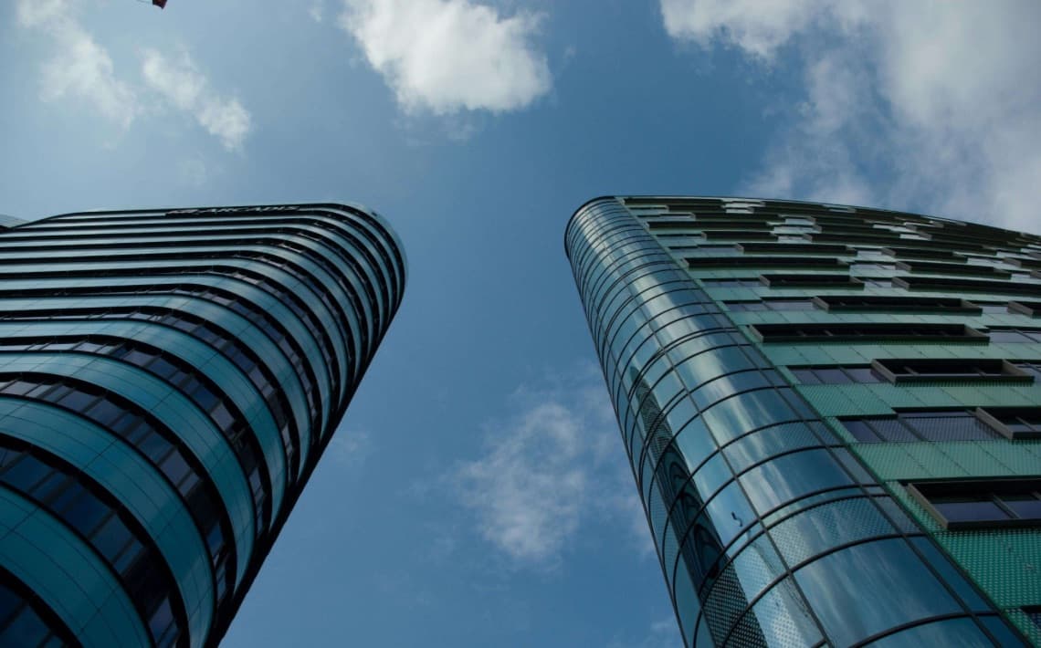 Buffalo Niagara International Airport to KeyBank Center