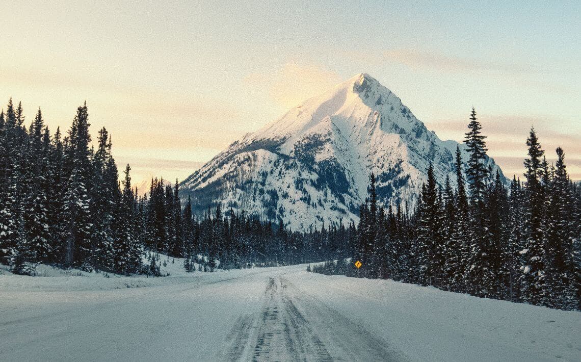 Calgary Airport to Banff