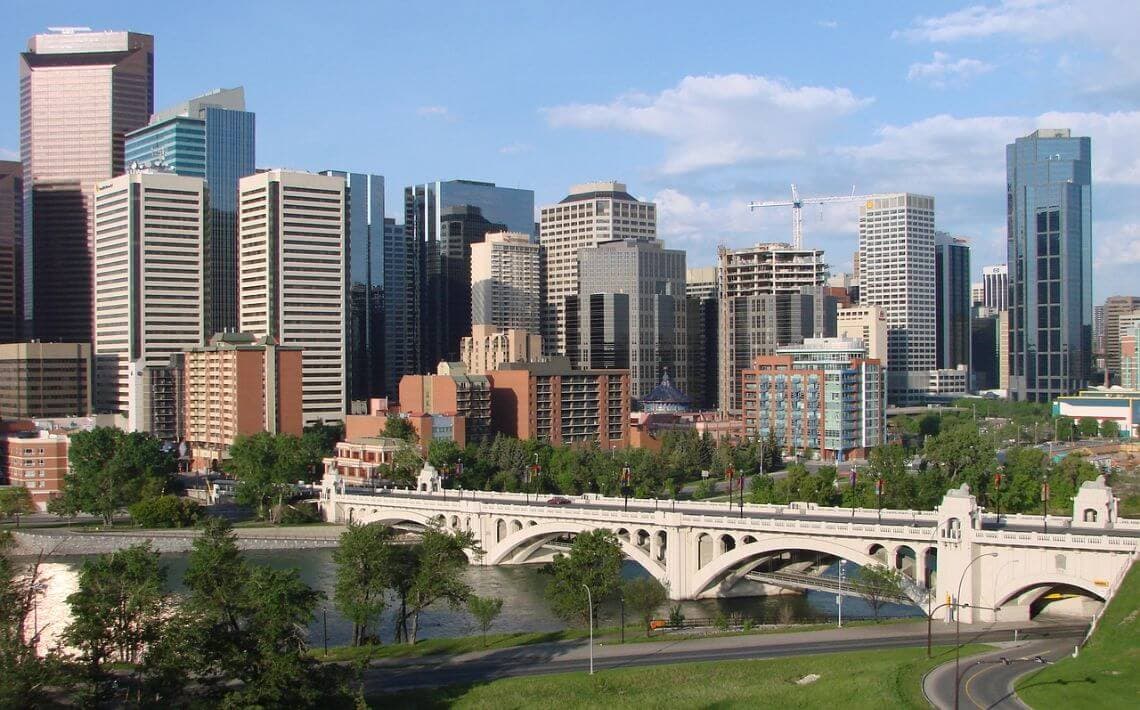 Calgary Airport to Brookfield Place