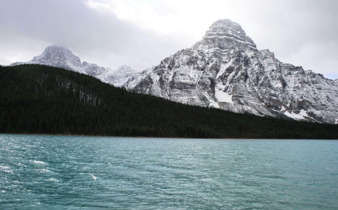 Calgary Airport to Strathmore