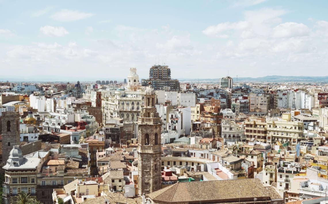 Castellón Costa Azahar Airport to Valencia
