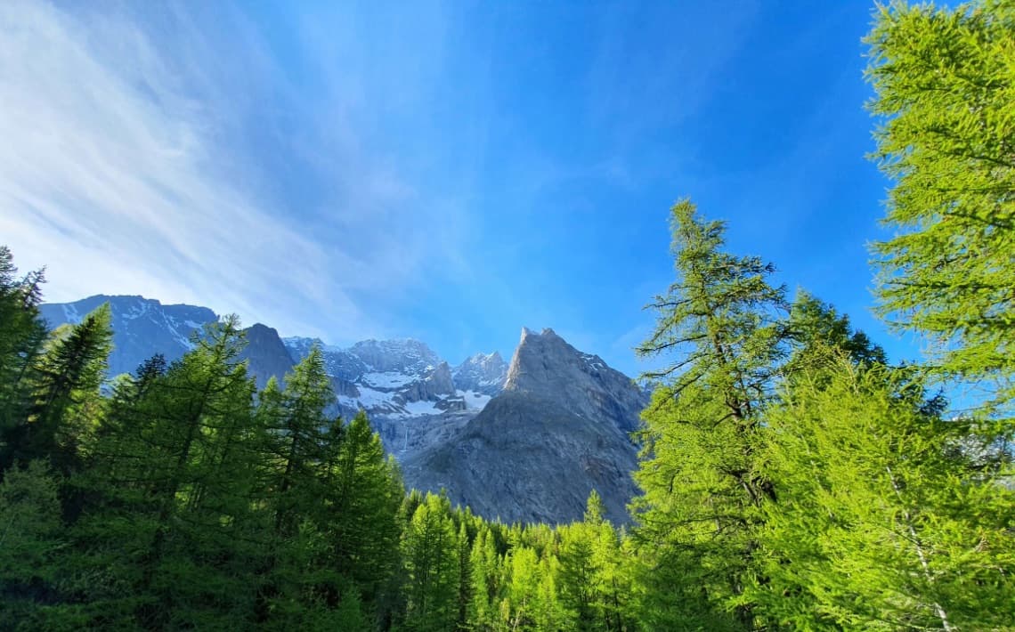 Chambery Airport to Courmayeur