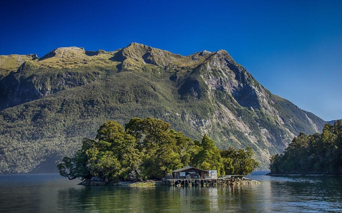 Christchurch Airport to Burnham