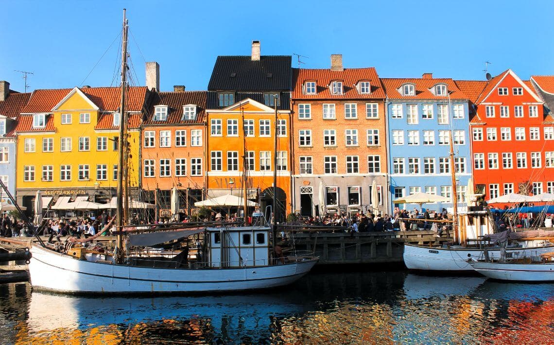 Copenhagen Airport to Nyhavn