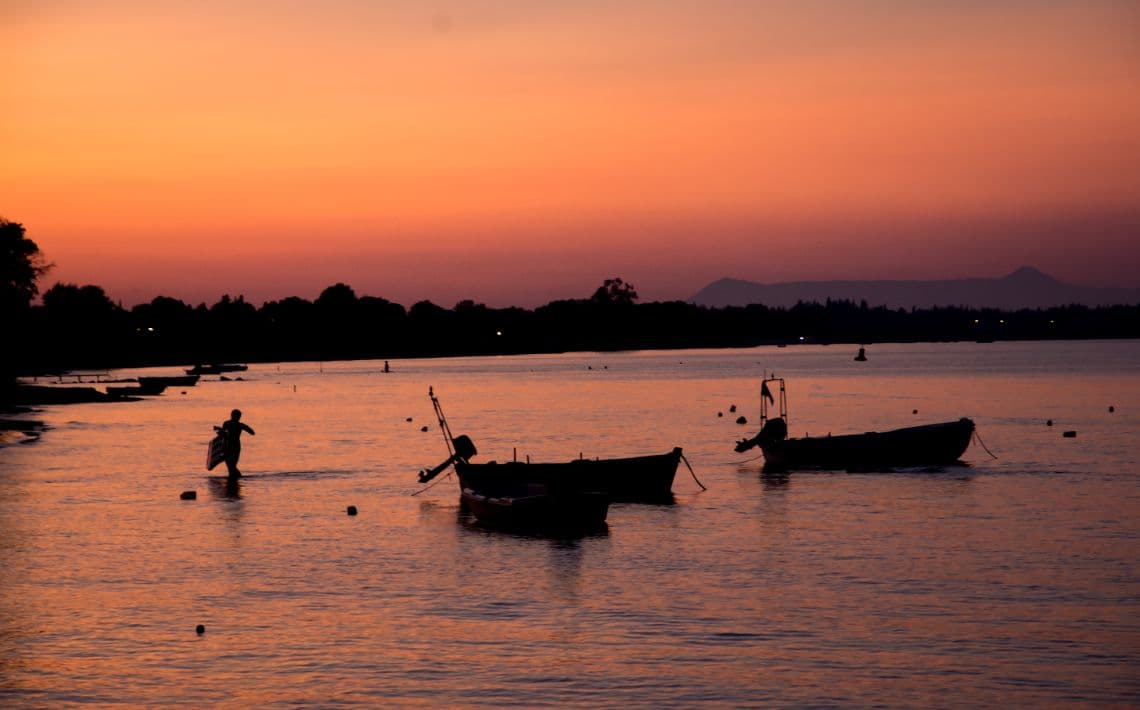 How to Get from Corfu Airport to Kavos?