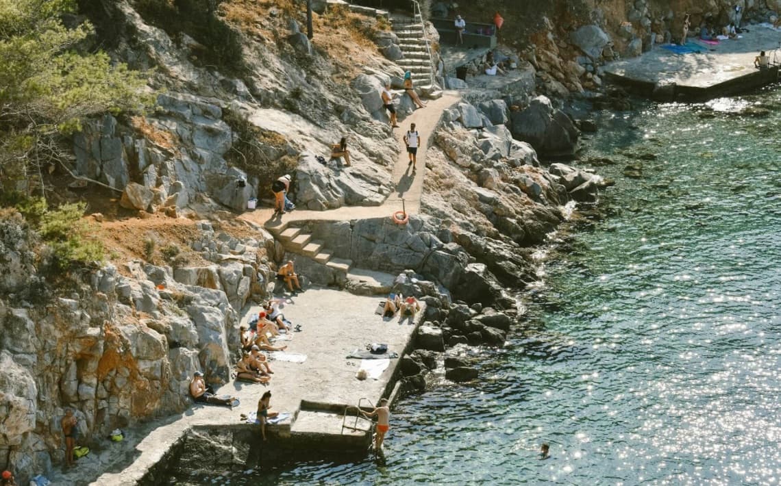 Crete Heraklion Airport to Sissi