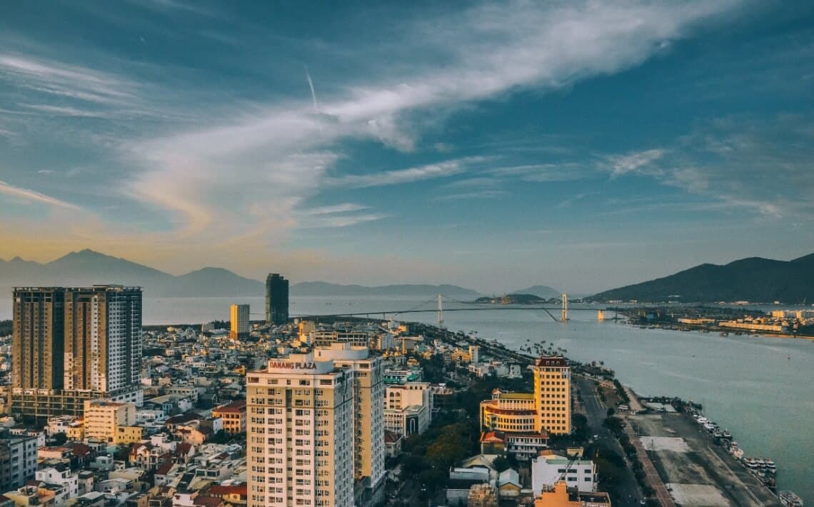 Da Nang Airport to Hue