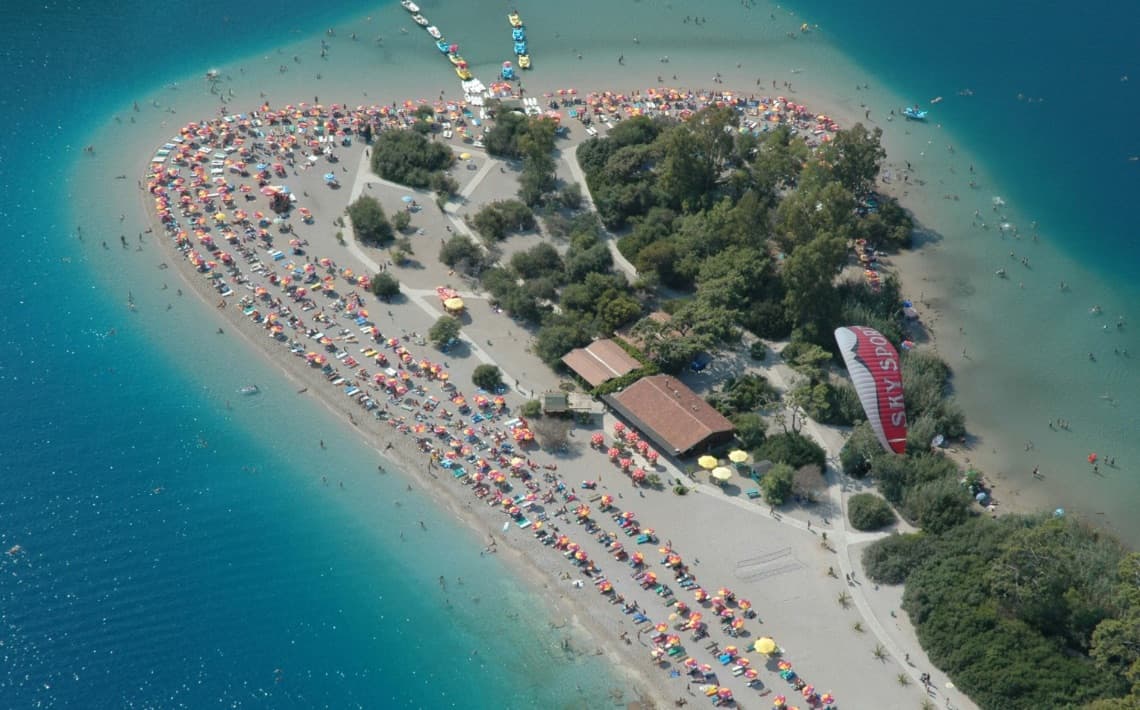 Wie kommt man vom Flughafen Dalaman nach Oludeniz?