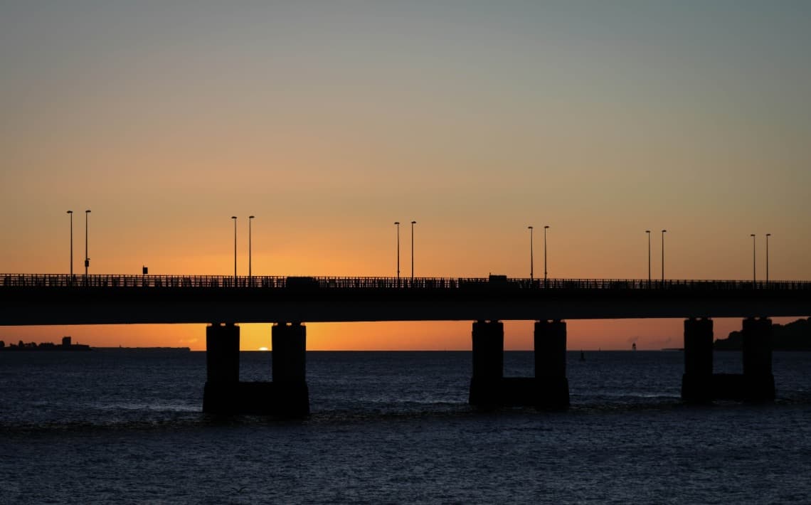 Glasgow Airport to Dundee