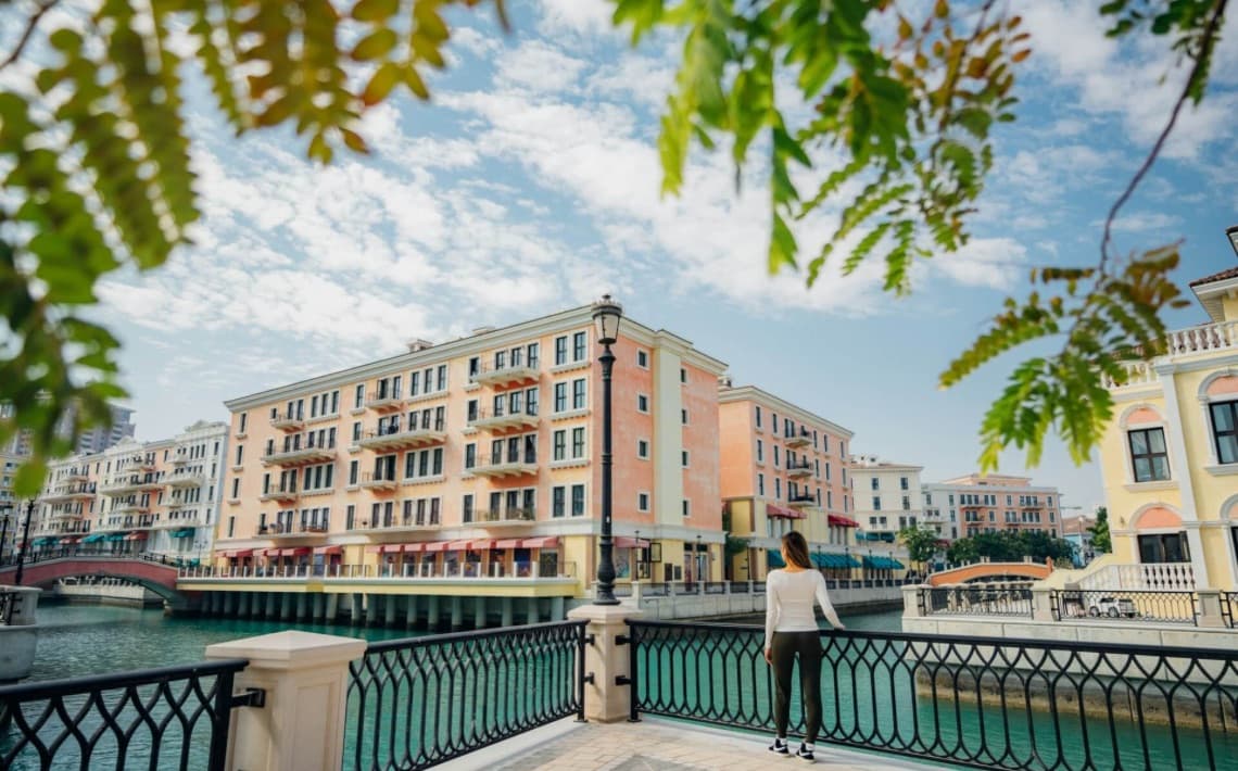 Dubai Airport to Doha Golf Club