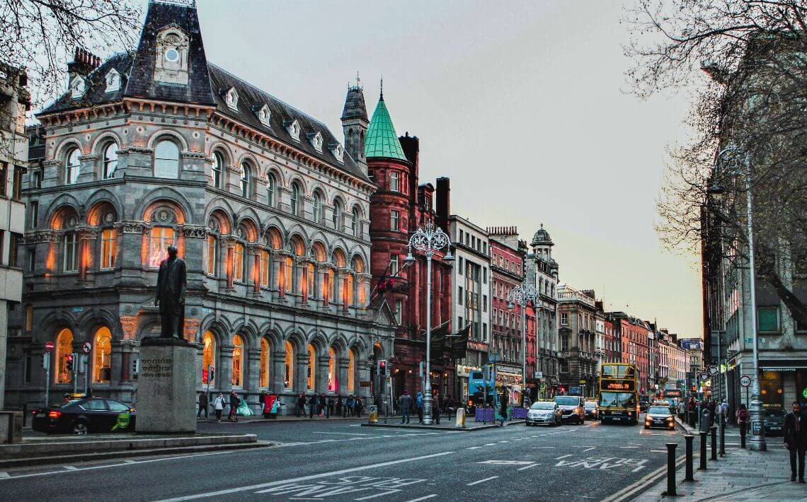 How to get from Dublin Airport to Heuston Station?