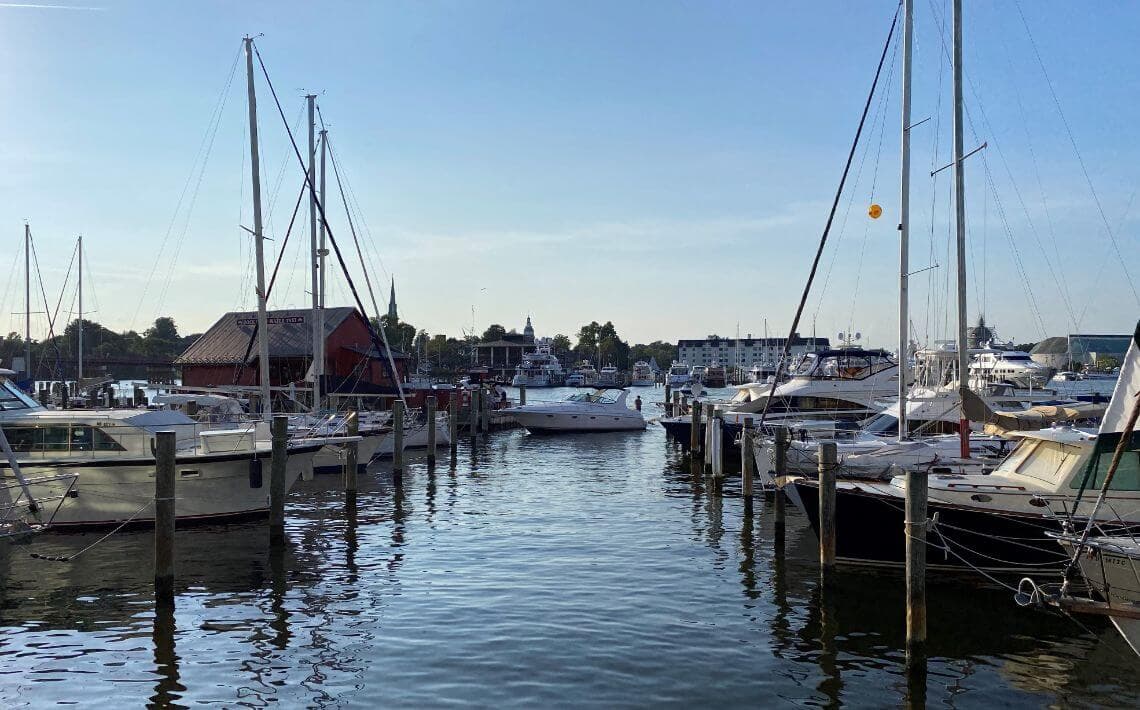 Dulles Airport to Annapolis